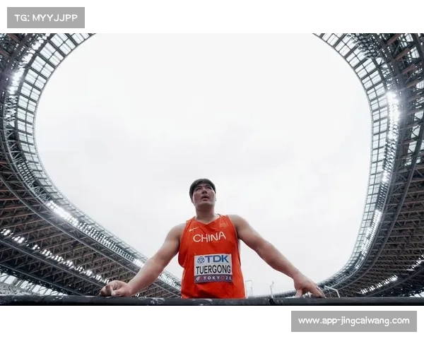 舟山田径公开赛全面设置标枪铁饼等项目展现多样竞技魅力